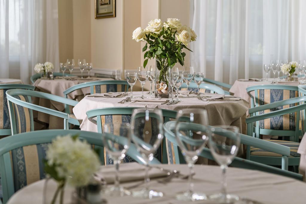 Salus Smart & Chic Hotel Лидо-ди-Езоло Экстерьер фото