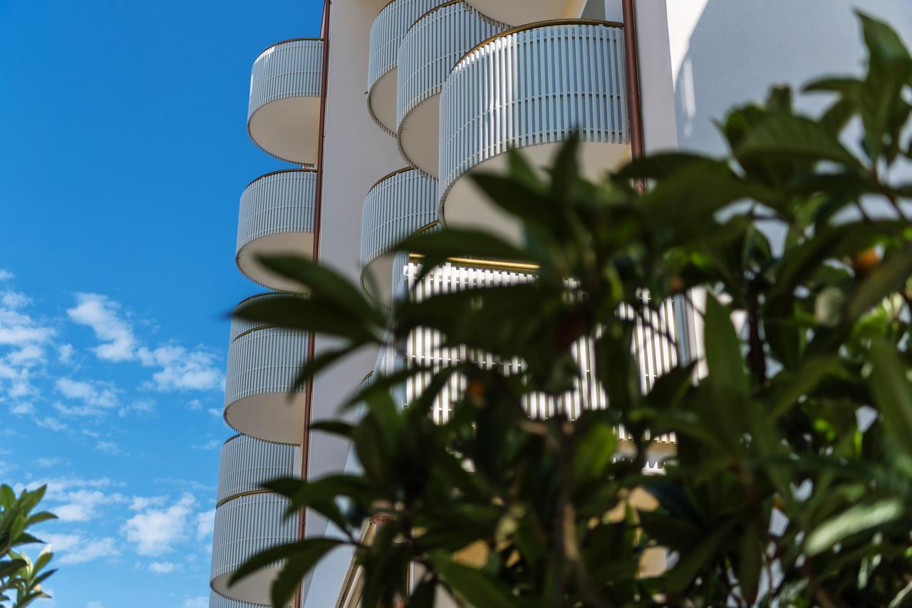 Salus Smart & Chic Hotel Лидо-ди-Езоло Экстерьер фото